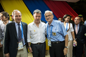 Santos-visits-The-World-Games-in-Cali 2