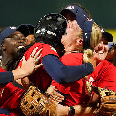 Softball USA