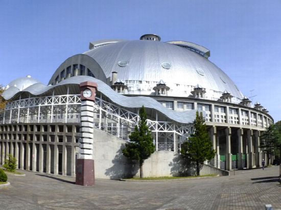 2001-Akita-Gymnasium