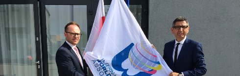 Closing Ceremony on Sunday 9 CET on the Plaza